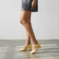 Babies à talons
