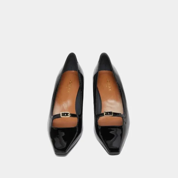 Babies à talons