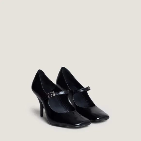 Babies à talons et à brides