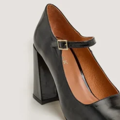 Babies à talons et bouts carrés