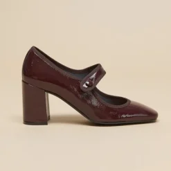 Babies à talons et brides épaisses