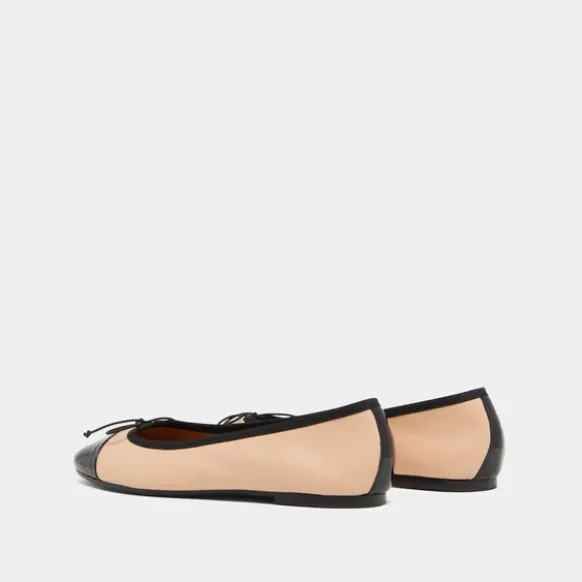 Ballerines à bouts ronds et noeuds
