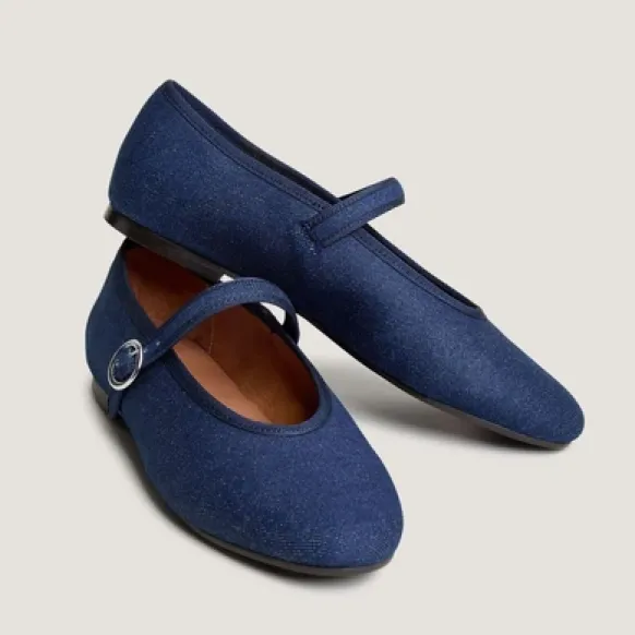 Ballerines à brides et boucles ajustables