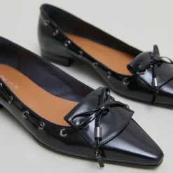 Ballerines à lacets