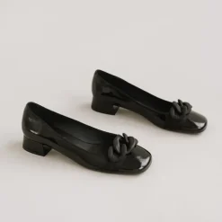 Ballerines à noeuds