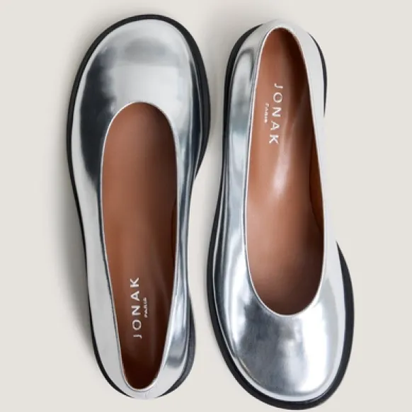Ballerines à petits talons et bouts ronds