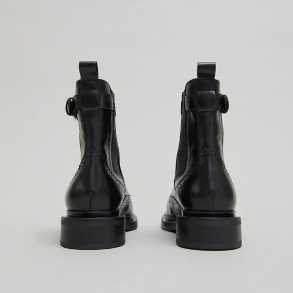 Boots à boucles