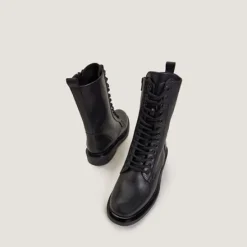 Boots à lacets