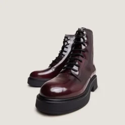 Boots à lacets