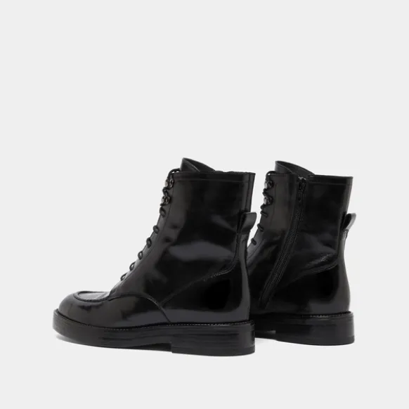 Boots à lacets