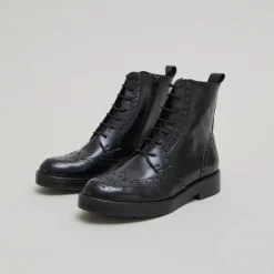 Boots à lacets