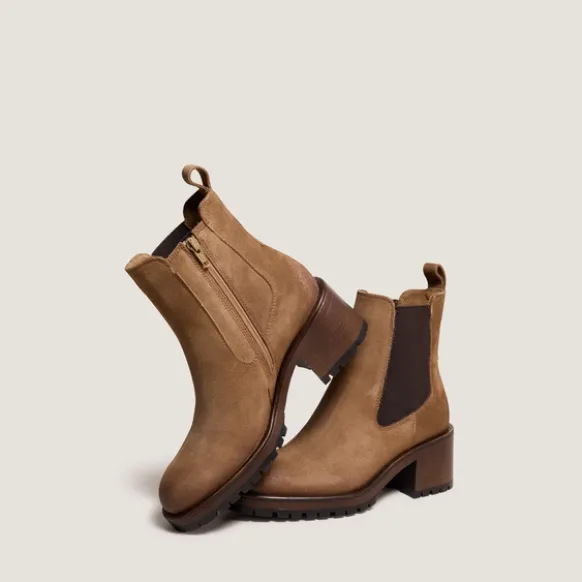 Boots à larges élastiques