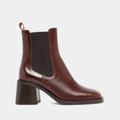 Boots à élastiques et talons épais