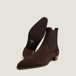 Boots à légers talons biseautés et bouts pointus