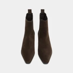 Boots à légers talons biseautés et bouts pointus