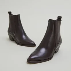 Boots à petits talons biseautés et élastiques