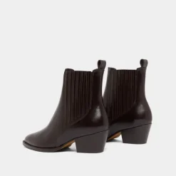 Boots à petits talons biseautés et élastiques