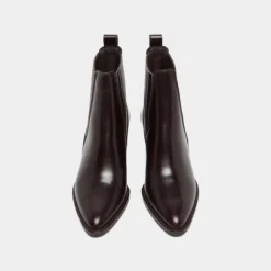 Boots à petits talons biseautés et élastiques