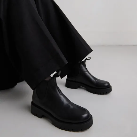Boots à semelles crantées
