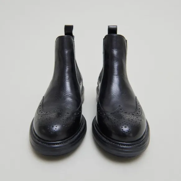 Boots à semelles crantées