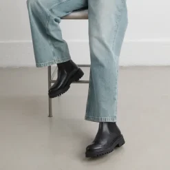 Boots à semelles crantées et élastiques
