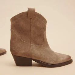 Boots à talons biseautés