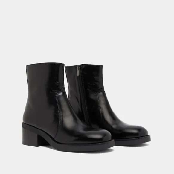 Boots à talons droits