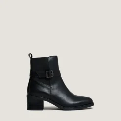 Boots à talons et boucles