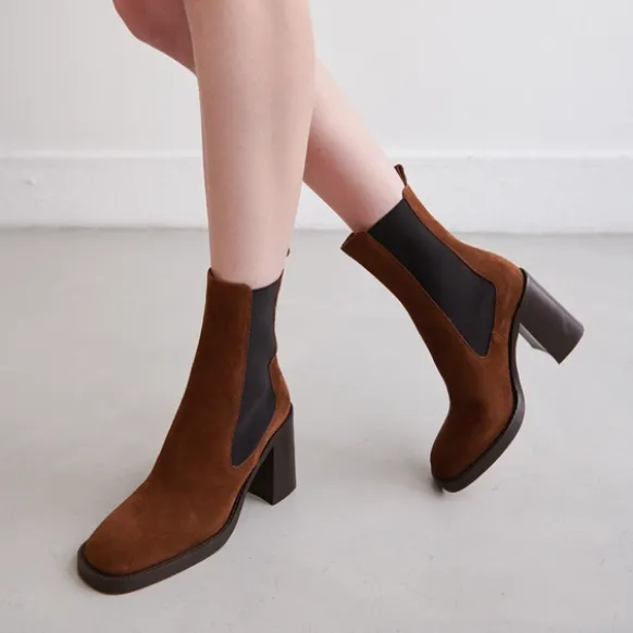 Boots à talons et bouts carrés