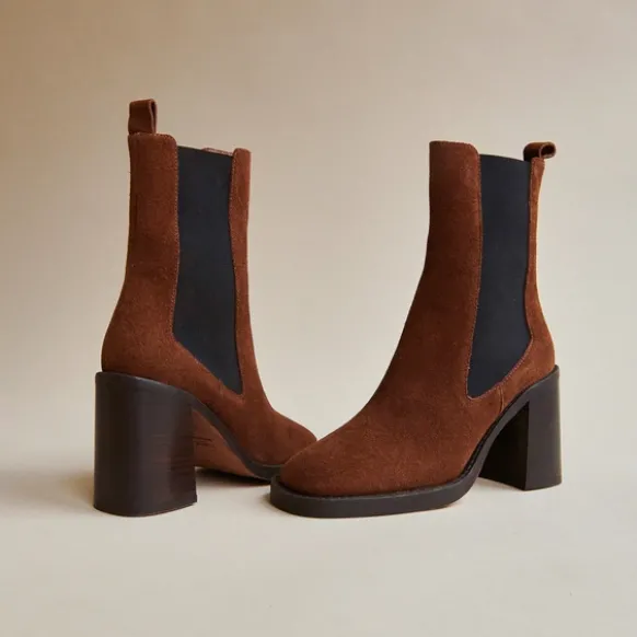 Boots à talons et bouts carrés
