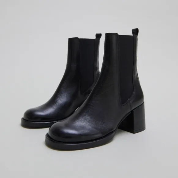 Boots à talons et élastiques