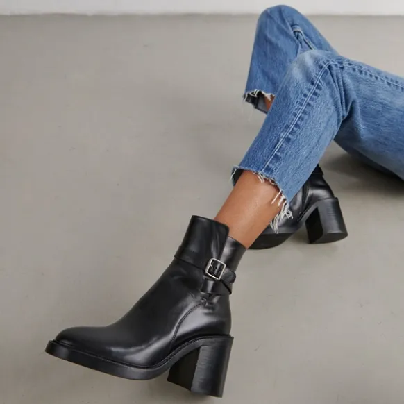 Boots à talons hauts