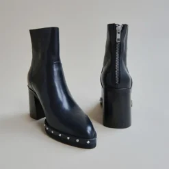 Boots à talons hauts et fermetures éclai...