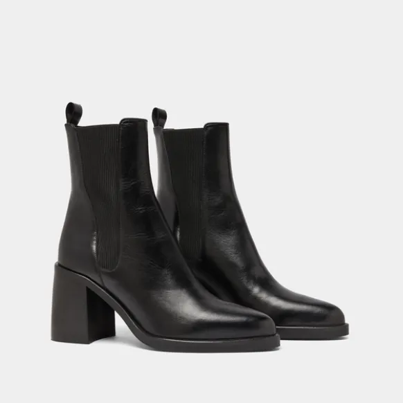 Boots à talons hauts et élastiques