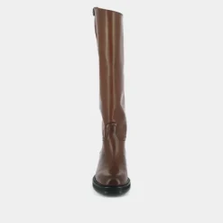 Bottes à boucles argentées