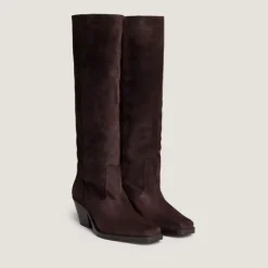 Bottes à bouts pointus
