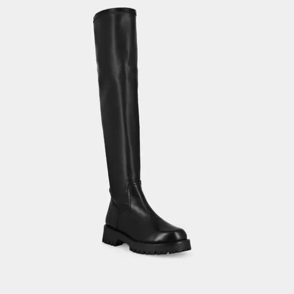 Bottes à semelles crantées