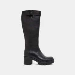 Bottes à semelles crantées et boucles