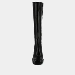 Bottes à talons et bouts carrés