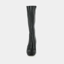 Bottes à talons et bouts carrés