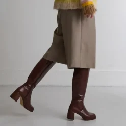 Bottes à talons et plateformes