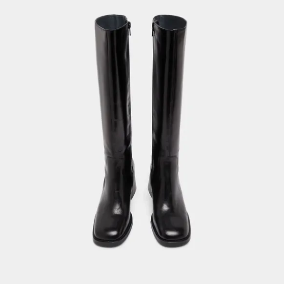 Bottes à talons épais et bouts carrés