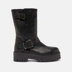 Bottes avec boucles