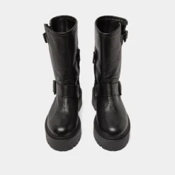 Bottes avec boucles