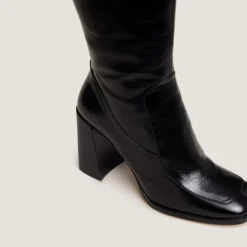 Bottes hautes à bouts carrés
