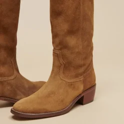 Bottes hautes à bouts ovales