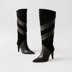 Bottes hautes à bouts pointus