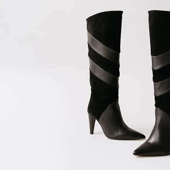 Bottes hautes à bouts pointus