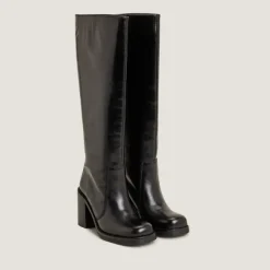 Bottes larges à bouts carrés