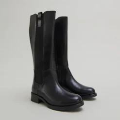 Bottes plates à bouts ronds